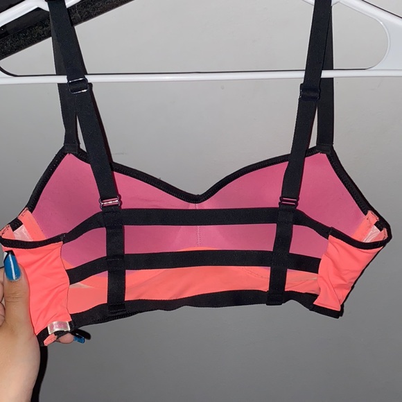 LIKENEW- VICTORIAS SECRET PINK CAGEBACK BRALETTE~S - Picture 3 of 4